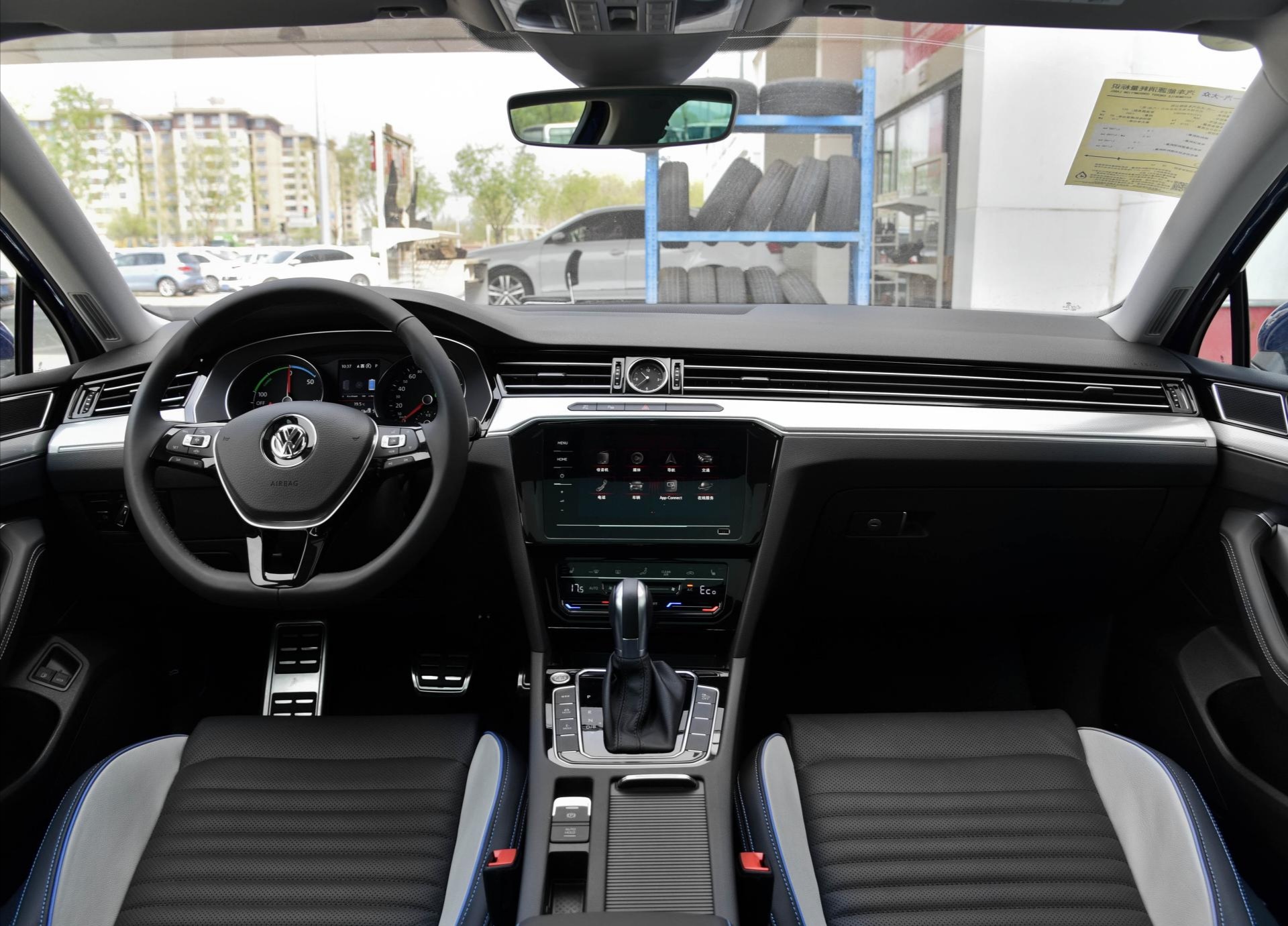 大众迈腾2020款2.0t油耗多少,2017年大众迈腾1.8t百公里油耗