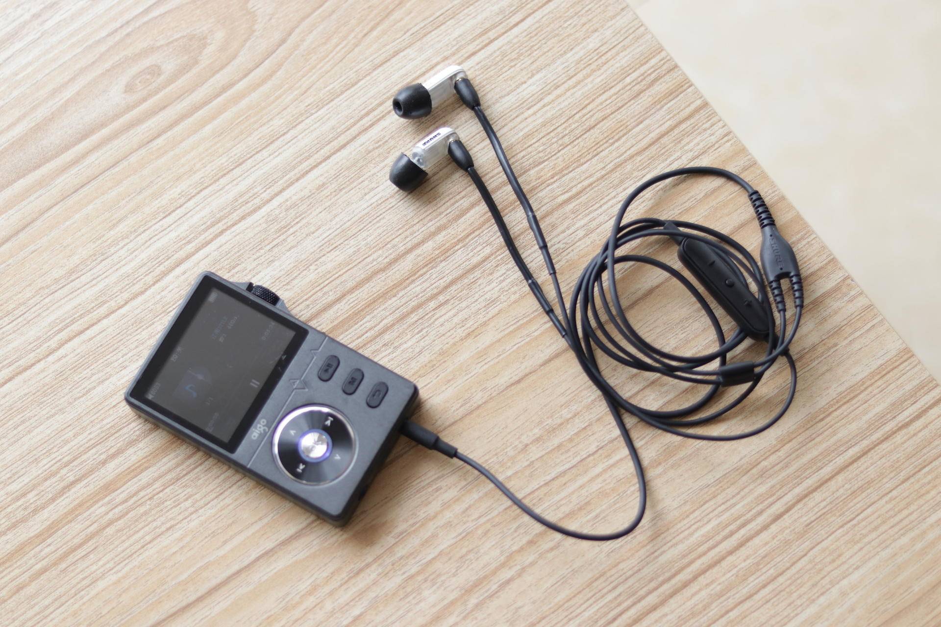 舒尔耳机试音,舒尔耳机佩戴舒服么