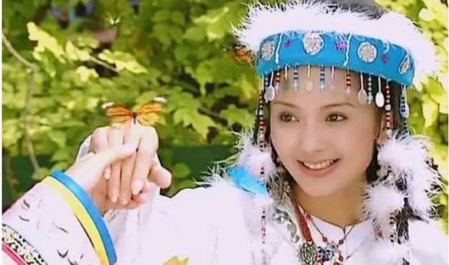 赵薇出演小燕子火到什么程度,赵薇演还珠阴差阳错一炮而红