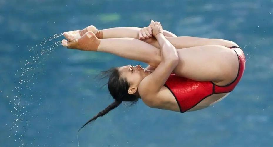 跳水的知识大全,跳水运动员跳水为什么不能有水花