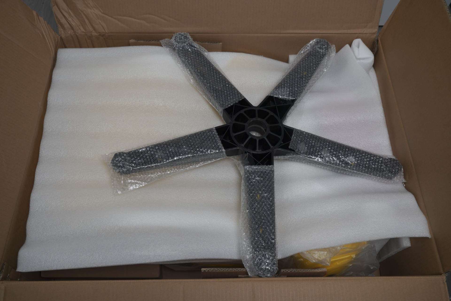 傲风皮卡丘电竞椅多少钱,傲风电竞椅皮卡丘2.0