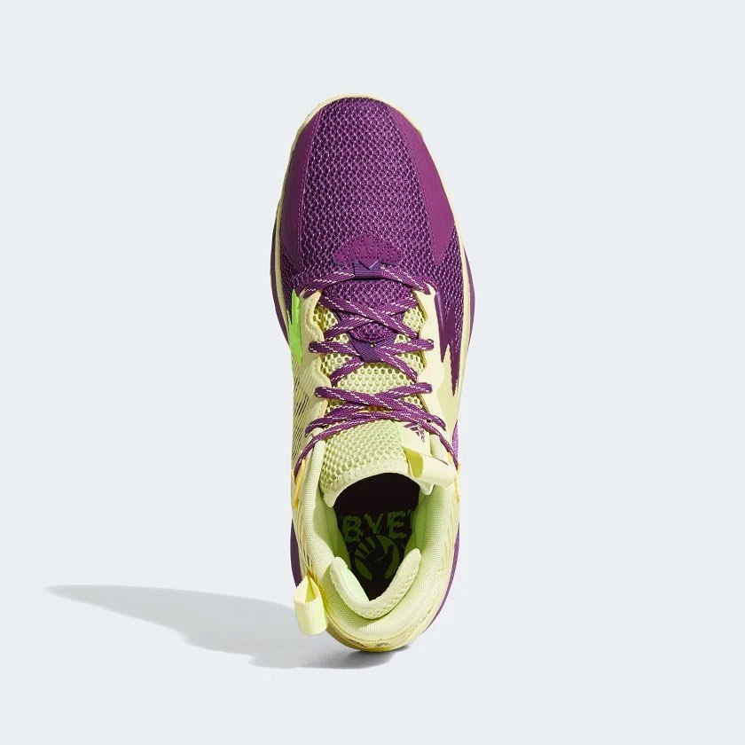 利拉德8新配色发布,利拉德8代适合扁平足吗