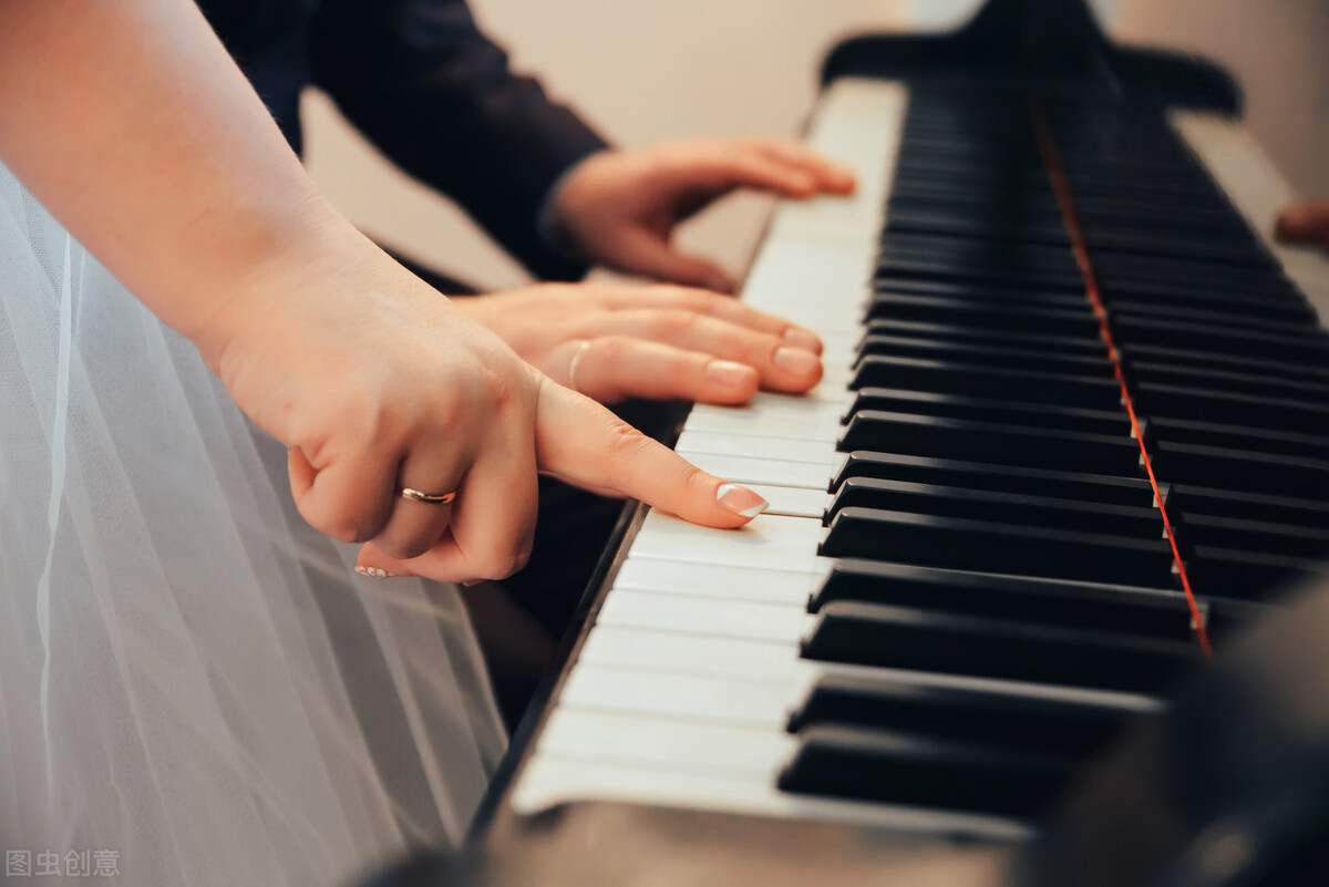 钢琴九级f小调音阶和琶音讲解,钢琴八级a大调和f小调音阶琶音