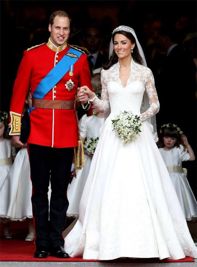 结婚婚纱礼服独一无二,全球最美的十款婚纱