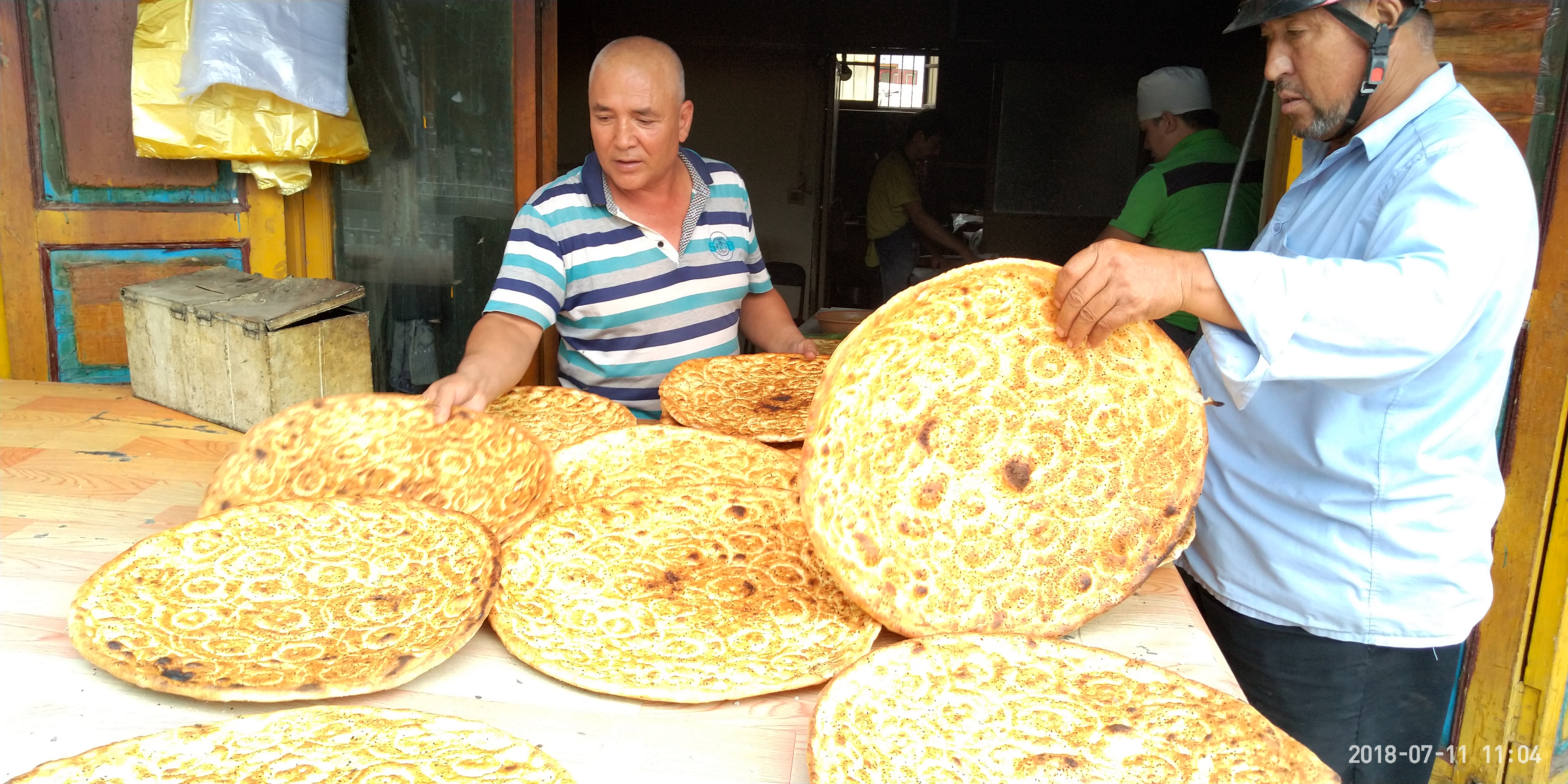 最新自驾出疆路线攻略,湖北出发新疆自驾游最佳路线寒假