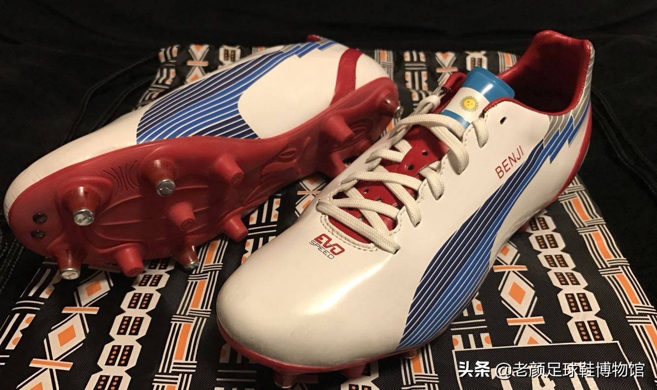 梅西中国行穿的什么足球鞋,盘点梅西穿过的足球鞋