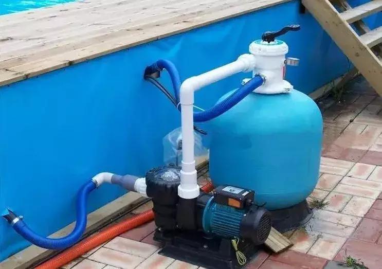 泳池水质脏吗怎么处理的,如何判断泳池的水是否干净