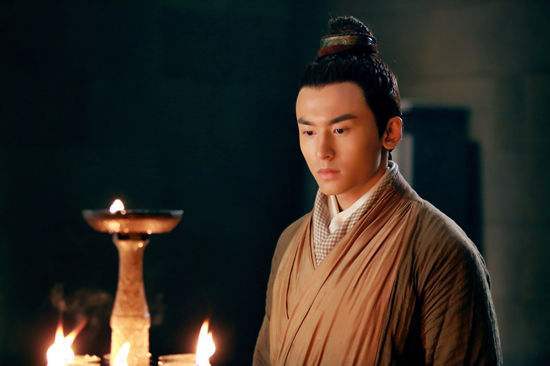 神雕到倚天，九阴真经能传承下去，为何降龙掌却最终失传？