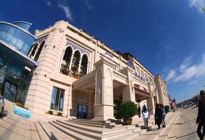 弓长岭滑雪场有小孩玩的吗,乌鲁木齐适合小孩玩的滑雪场