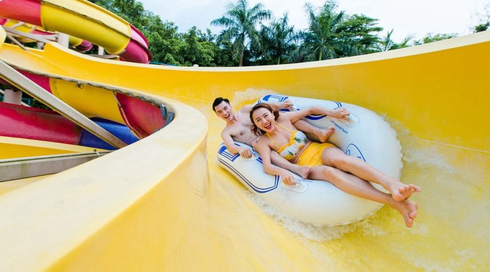 广州长隆水上乐园巨洪峡第一视角,广州长隆适合小朋友玩的水上乐园