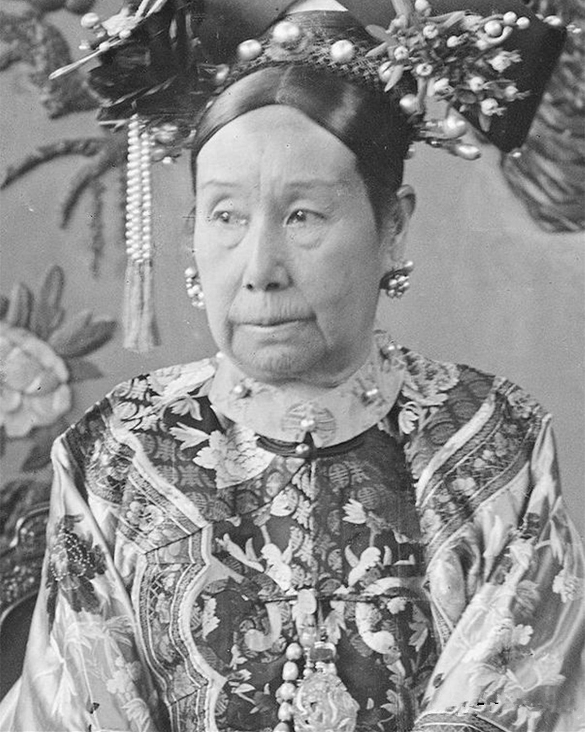 1982年发现慈禧真实照片,慈禧太后真实影像有声