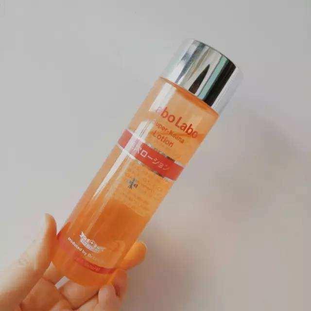 给你们推荐几款好用的化妆品,最近很火的化妆品真的好用吗