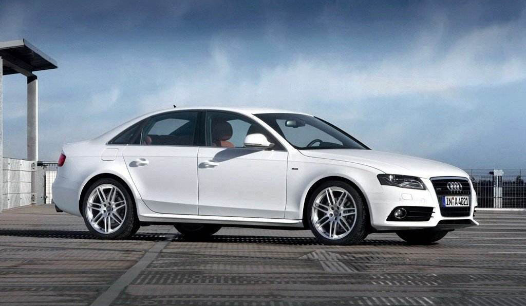 别哭穷了，25岁努力开上这几款车才叫小有成功的