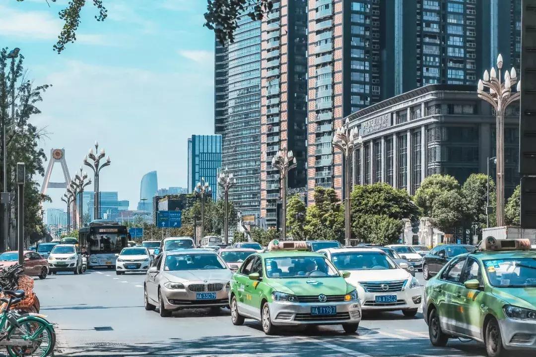 荷花池vs春熙路,成都荷花池攻略技巧
