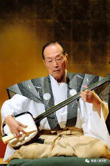 日本“人间国宝级”菜刀小哥的YouTube赚钱套路