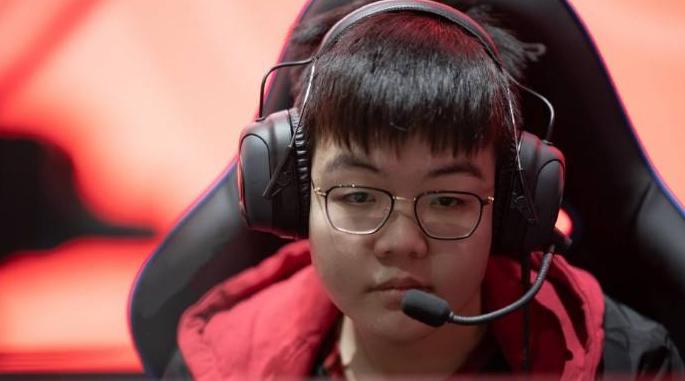 tes全胜4-2,tes横扫tl全局回放369厄加特