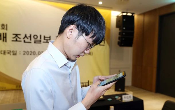 众高手野狐围观LG杯潜伏笑称不背锅