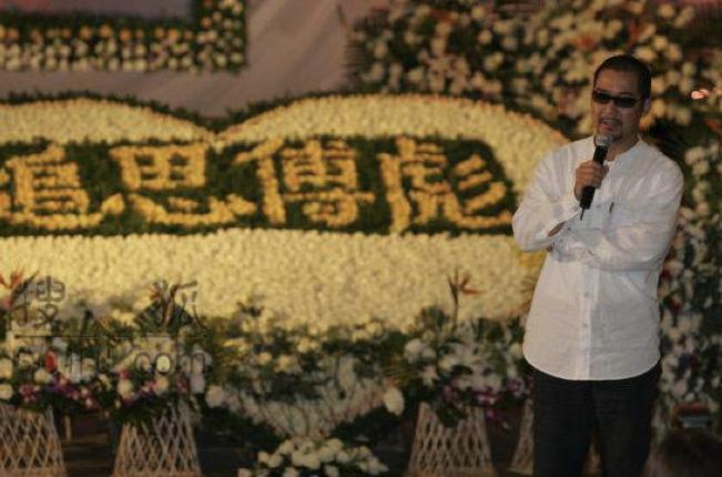 傅彪去世后冯小刚给了200万,傅彪和张国立一起演过的电影