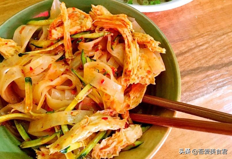 正宗陕西凉皮做法开店,陕西凉皮辣椒油和大料水的配方