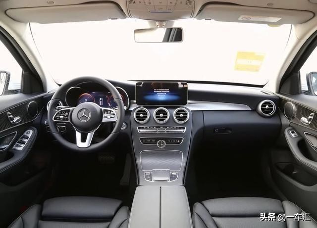 奔驰旅行车c200老款,奥迪a4和奔驰c200哪个性价比高