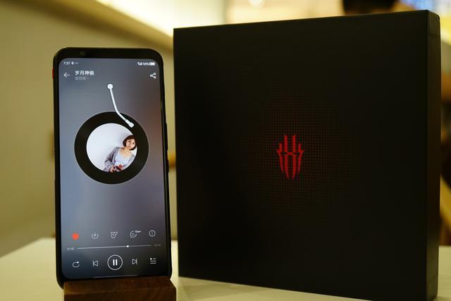 努比亚红魔3外屏,努比亚红魔3s外屏