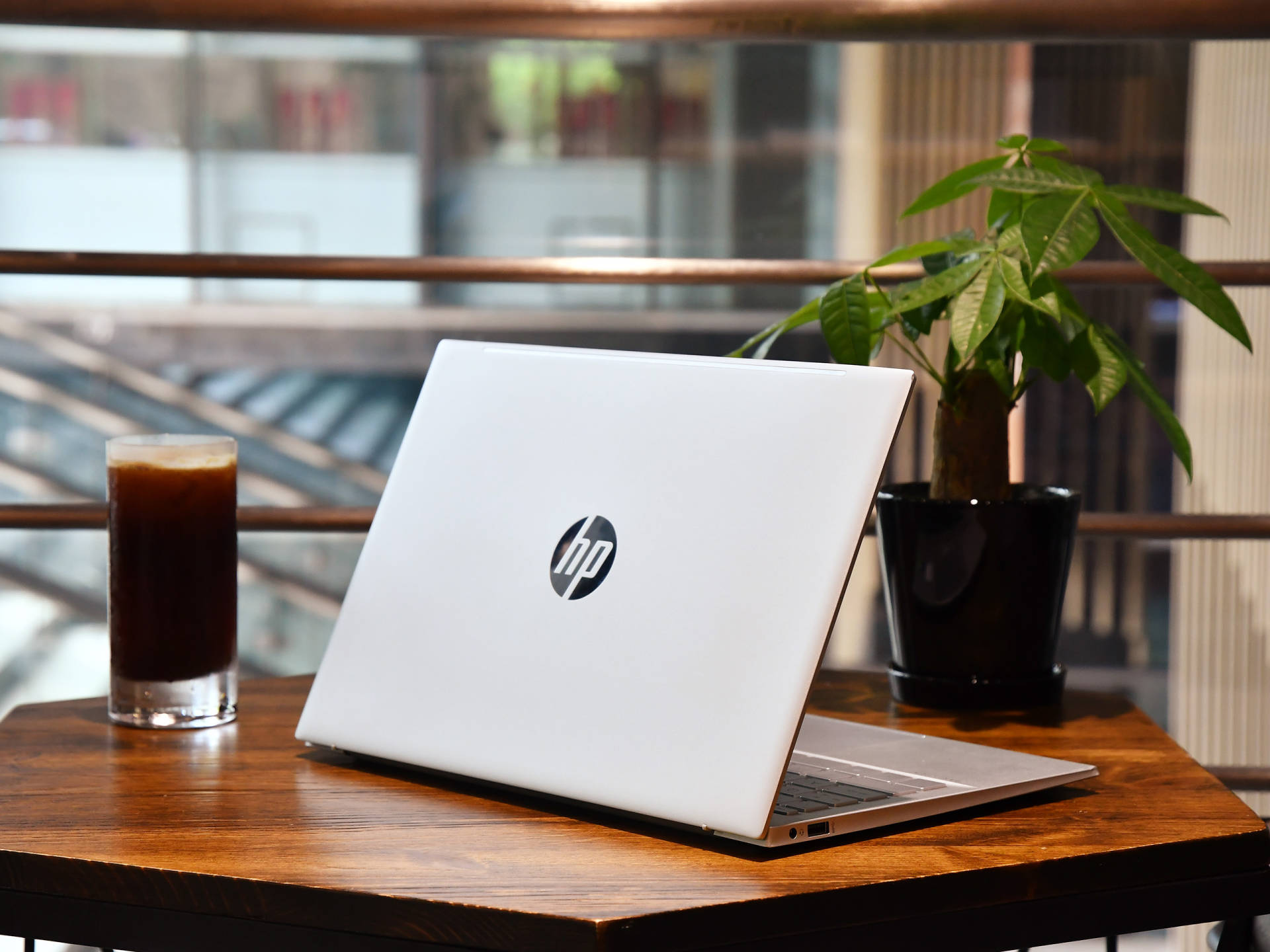 惠普星系列高性能轻薄本多少钱,惠普星14轻薄本平板模式