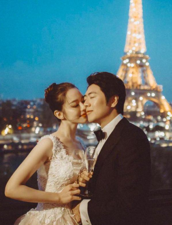 郎朗娇妻蜂腰,郎朗携25岁娇妻亮相