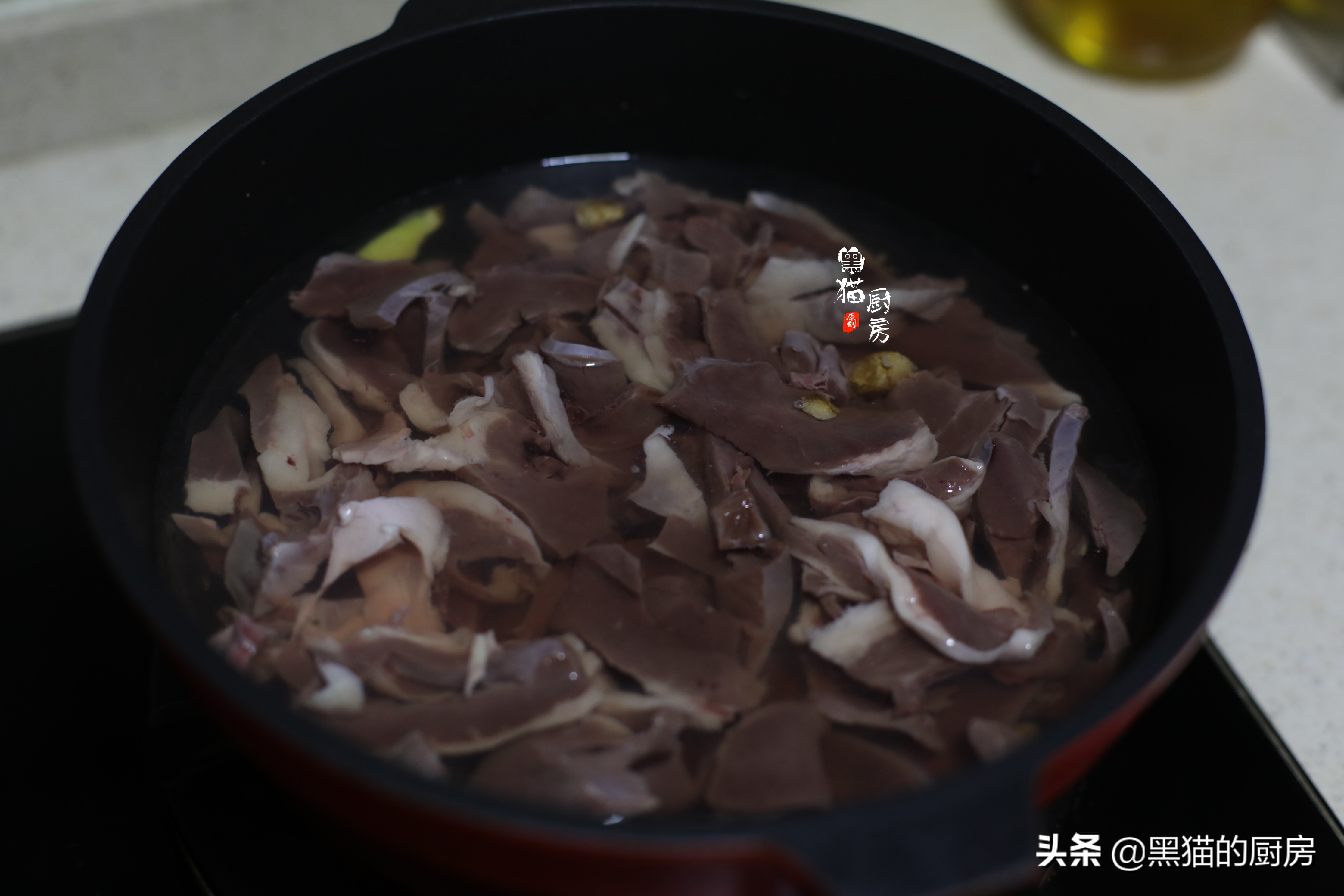 秋天煲一道清心润肺的靓汤,夏秋交替煲什么汤滋润润肺