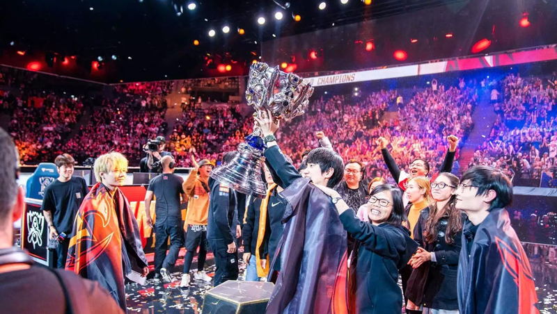 没有几亿资产根本玩不起，LPL各大俱乐部背景你了解么？