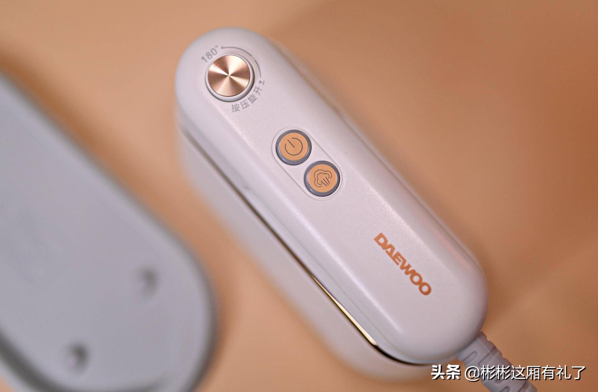 大宇熨斗怎么熨衣服,大宇折叠熨斗使用说明书