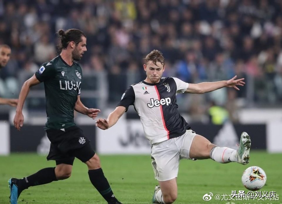 足球的手球规则与最新规则,足球与篮球触线规则