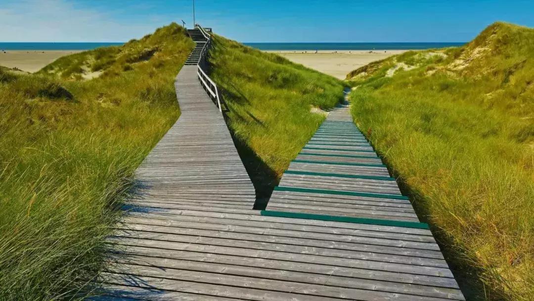 房地产将来的趋势房价会大跌吗,房地产萎缩之后房价会怎样