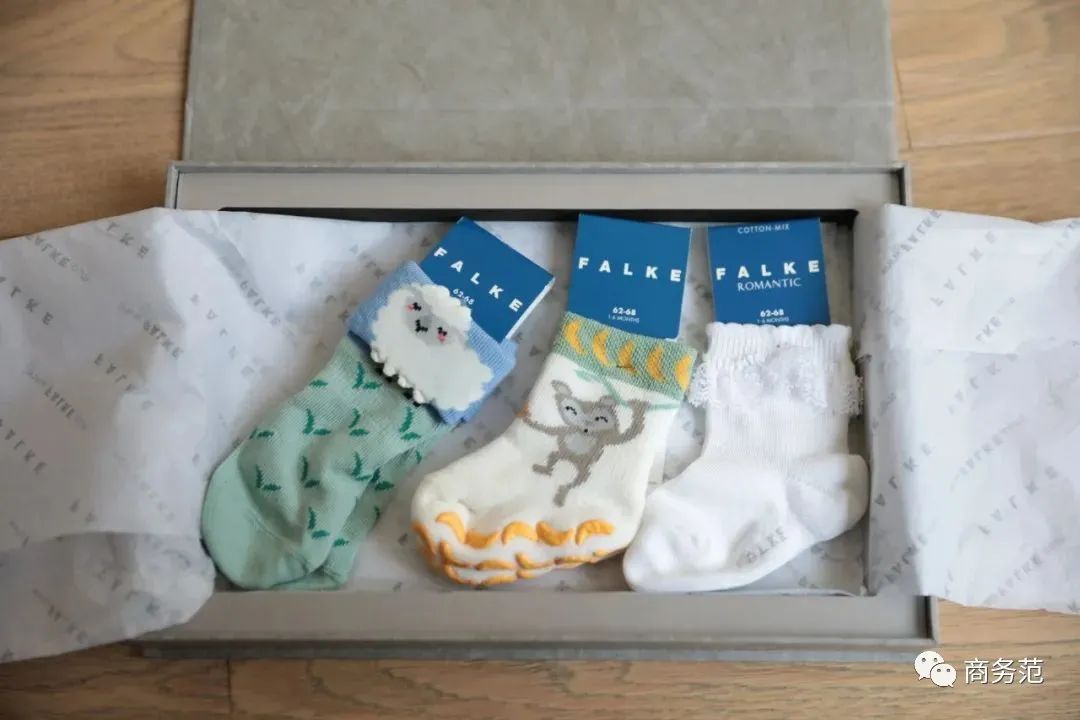 新生婴儿礼物必备物品清单,新生婴儿适合买什么礼物