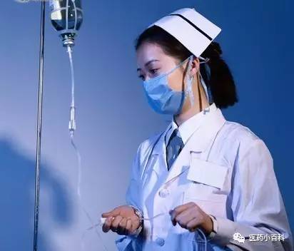 老人不让输液怎么办,90多岁老人卧床不起靠输液维持