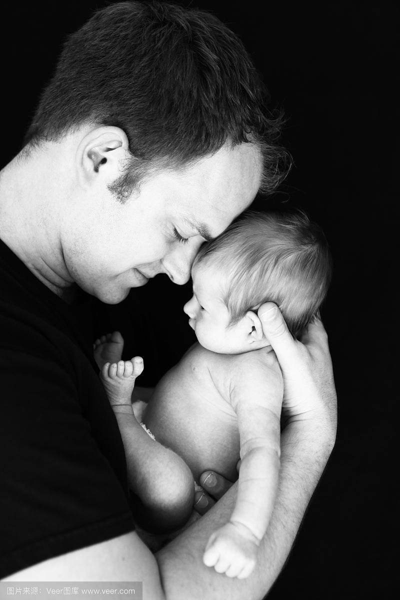 家里有脑瘫儿是该放弃还是治疗,家里有个脑瘫的孩子怎么过