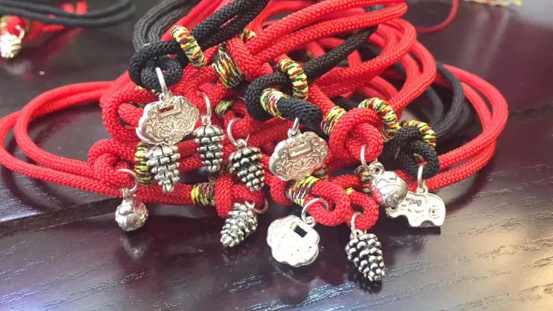 属虎本命年貔貅的佩戴十大禁忌,00年属龙佩戴什么饰品最好本命年