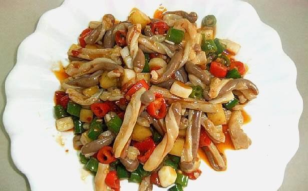 猪肚怎么炒不腥且脆,猪肚一炒就出水