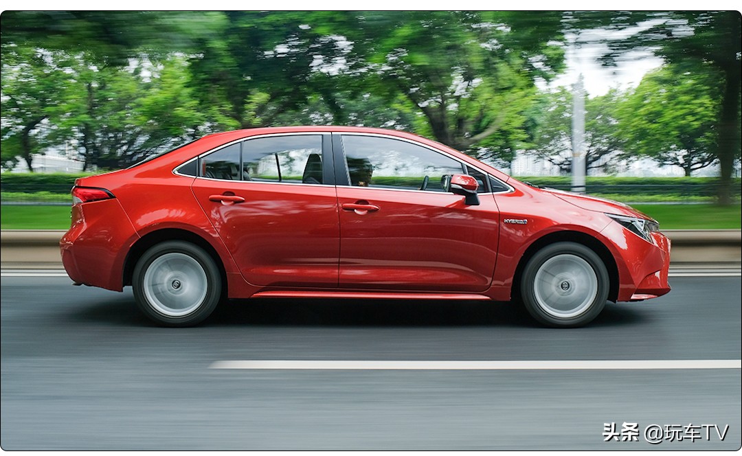 试驾雷凌运动版视频,雷凌双擎底盘离地间隙多少