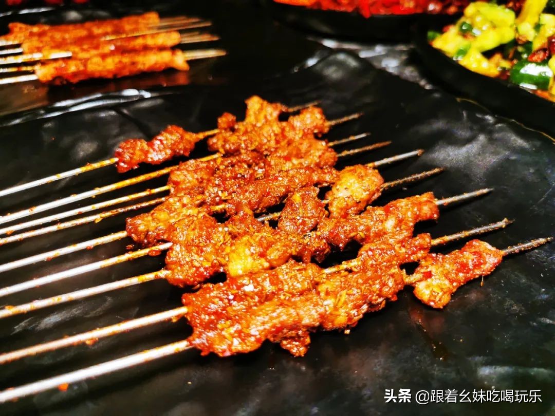 太燃了歌曲视频,西安音乐烧烤餐厅