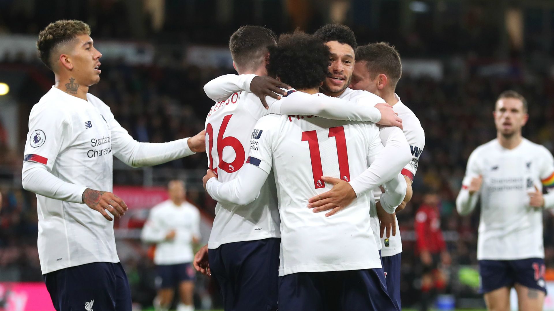 利物浦艰难取胜重回英超榜首,英超夺冠悬念