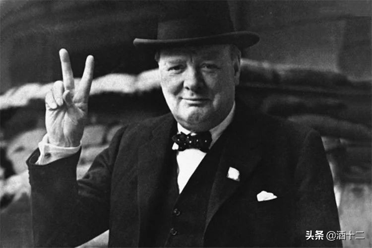 李宇春生日感动到哭,李宇春捐款1490万是真的吗