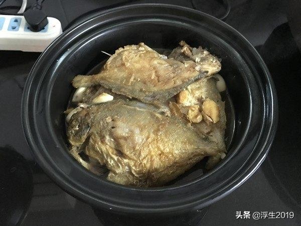鲳鱼又简单又好吃的做法,鲳鱼这样做好吃又营养全家都爱吃