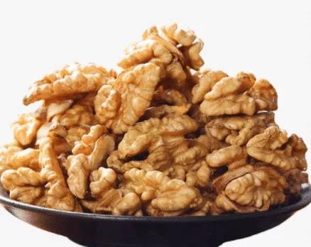 核桃怎么去白茬,核桃快速剥黄皮的方法