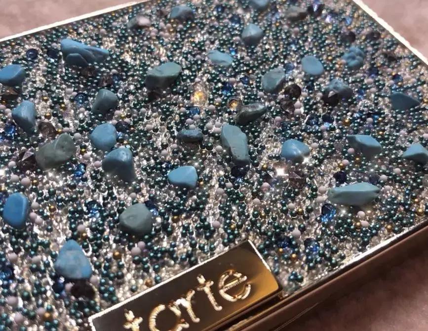 novo液体眼影试色好闪亮仙气十足,四色仙气紫色眼影盘