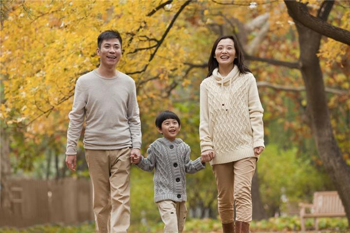 宝妈吐槽自己家宝宝脸型全网少见,吐槽宝宝半胖脸型