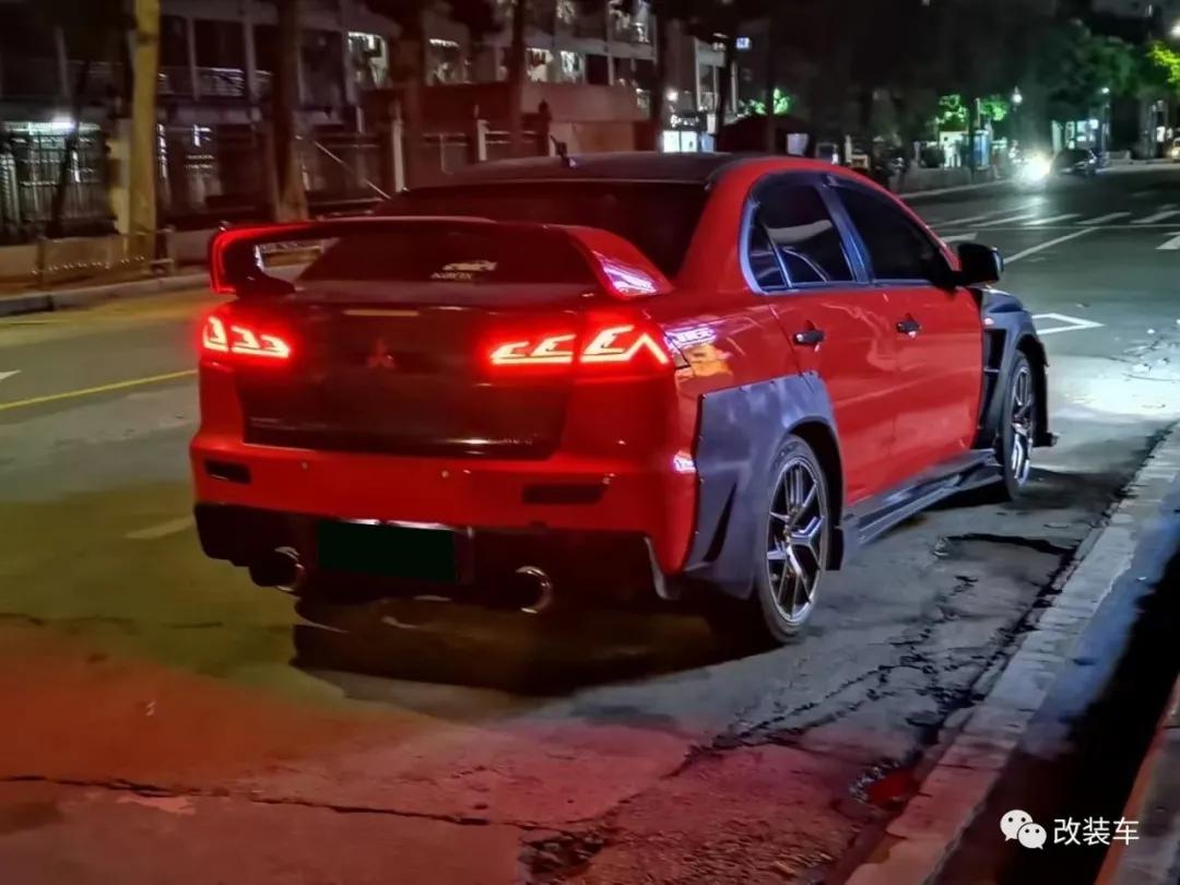 老爸玩改装,老爸带着孩子玩改装