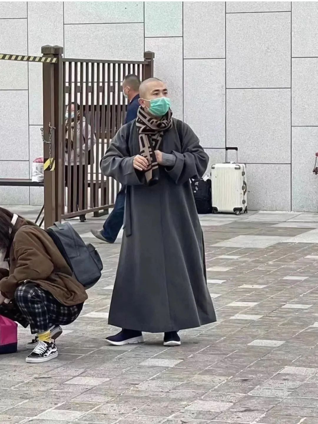 中国女孩，早就人手一件LV？