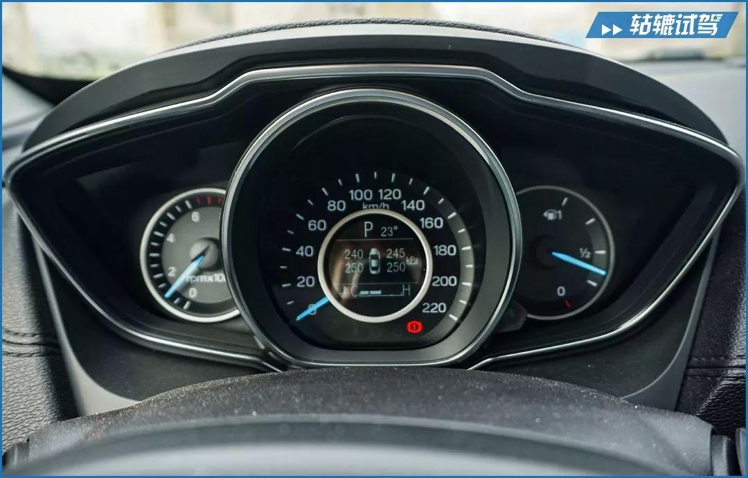 买新款福睿斯的10大忠告,福睿斯新款试驾