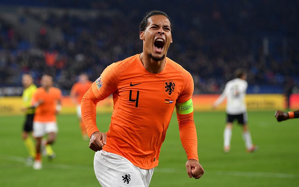 范戴克头球绝平德国,荷兰淘汰范戴克