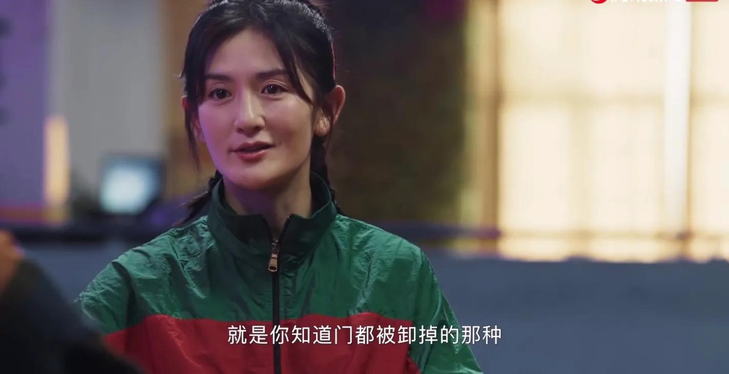 被拆家门抵债，为初恋写书？“拼命三娘”谢娜忘不了的苦甜往事